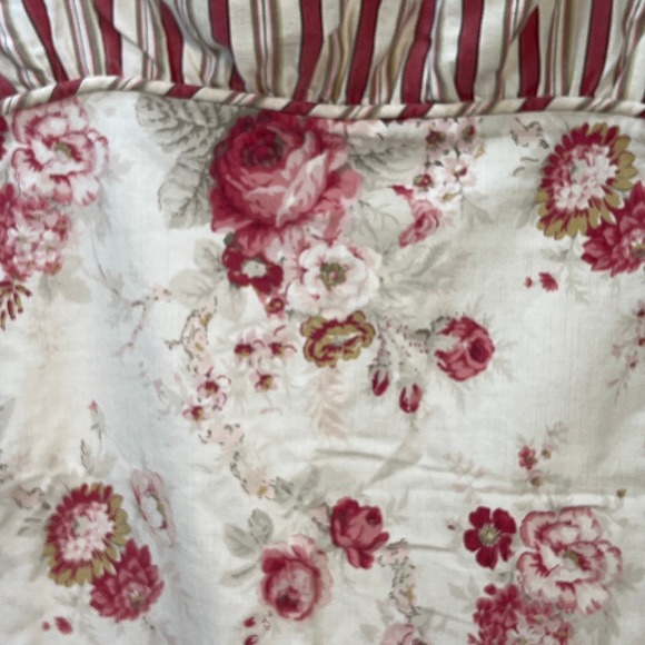 Waverly Garden Room Norfolk Rose Pillow Shams 2 Set Red Floral Stripe Ruffle - Picture 2 of 10